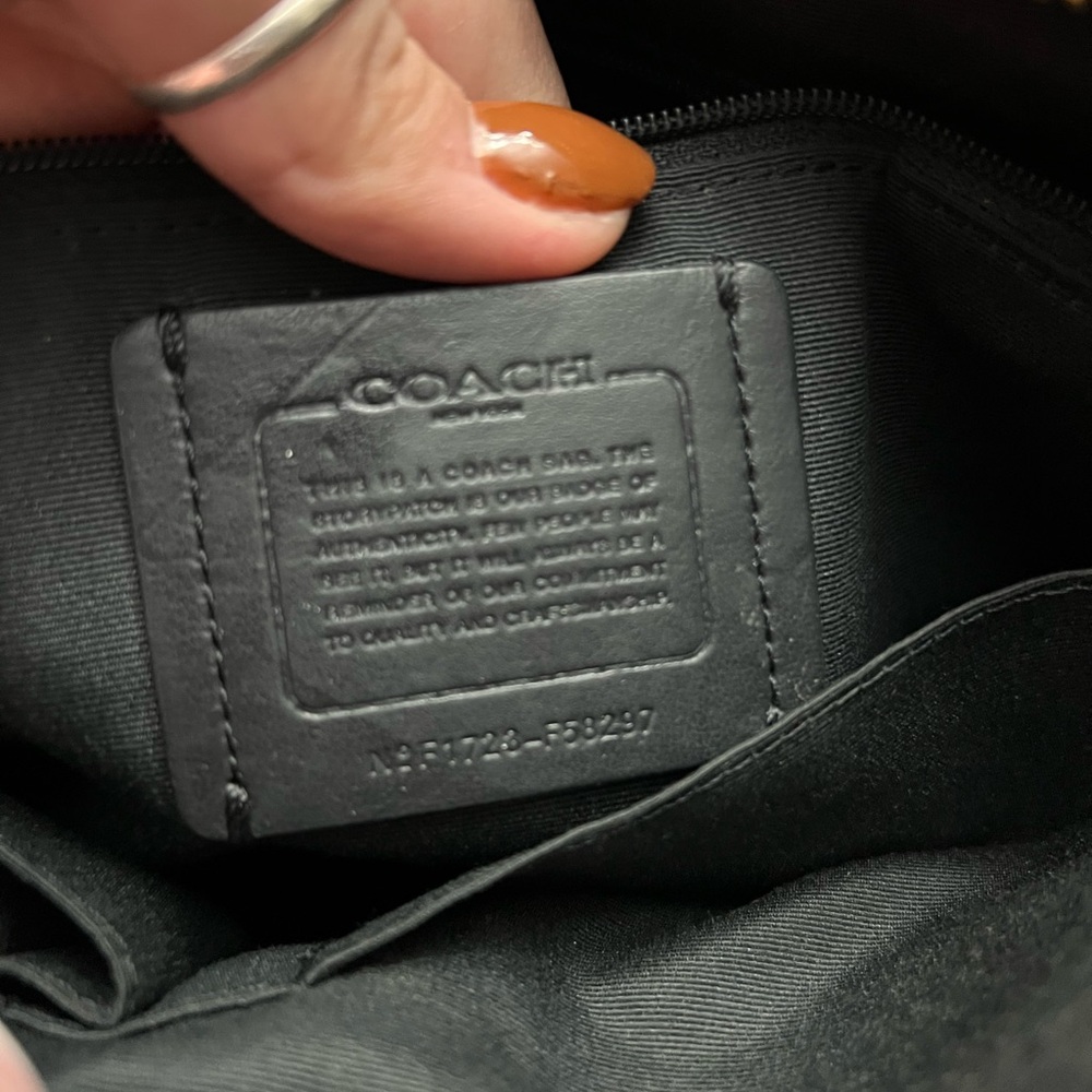 Coach Messenger Crossbody Bag - Picture 9 of 9
